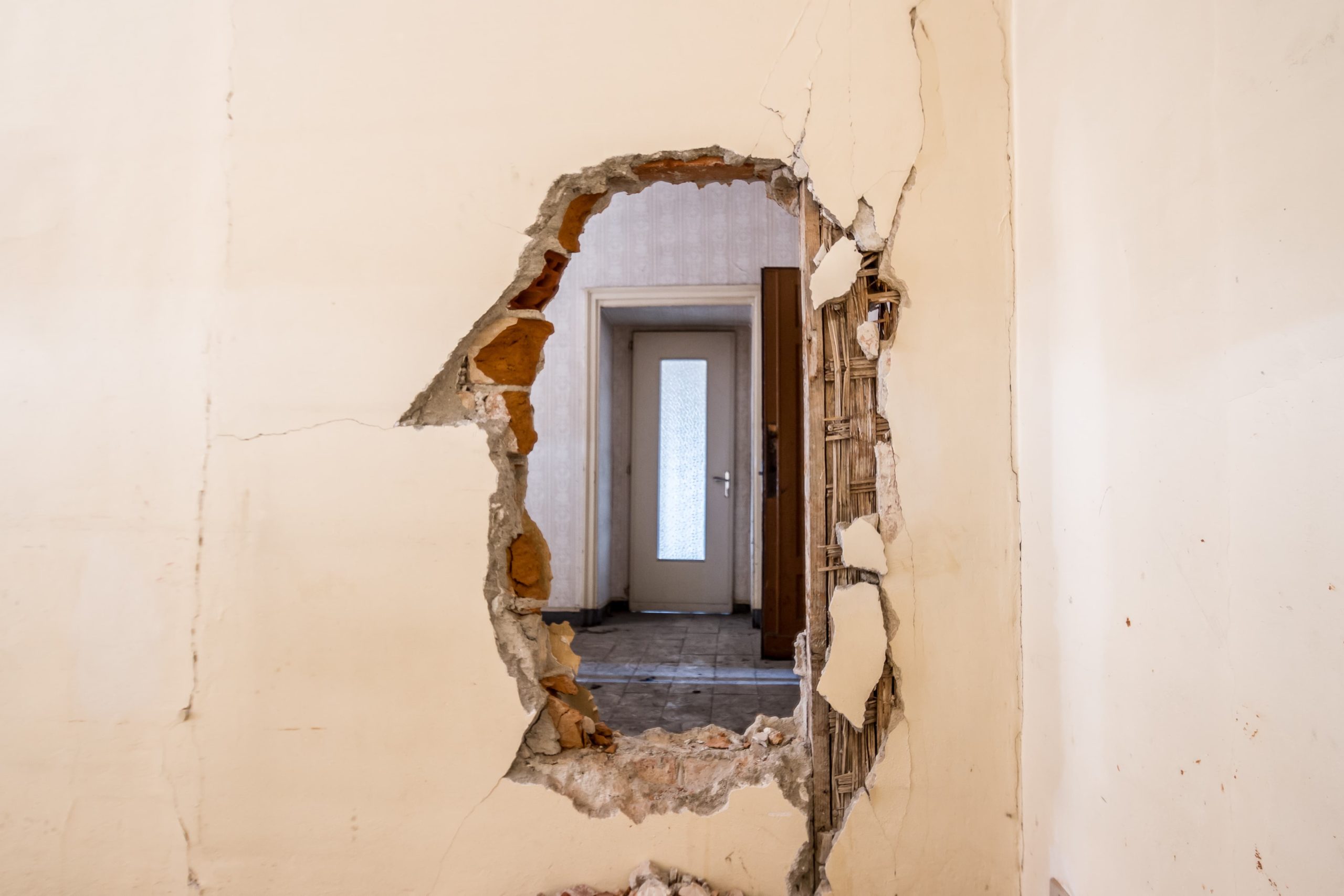 Que faire si votre locataire dégrade votre logement